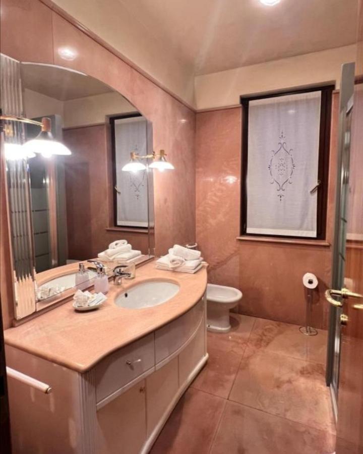 Residenza Borgo San Rocco Bed & Breakfast SantʼAmbrogio di Valpolicella Екстериор снимка